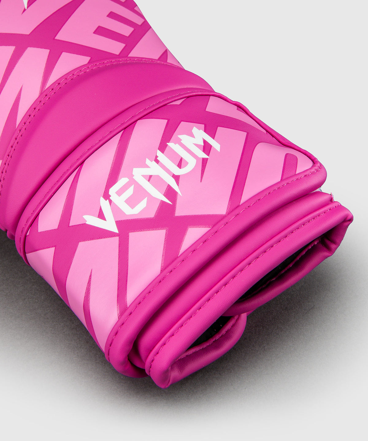 Venum Contender 1.5 XT 3D Boxing Gloves - Candy Pink/ White