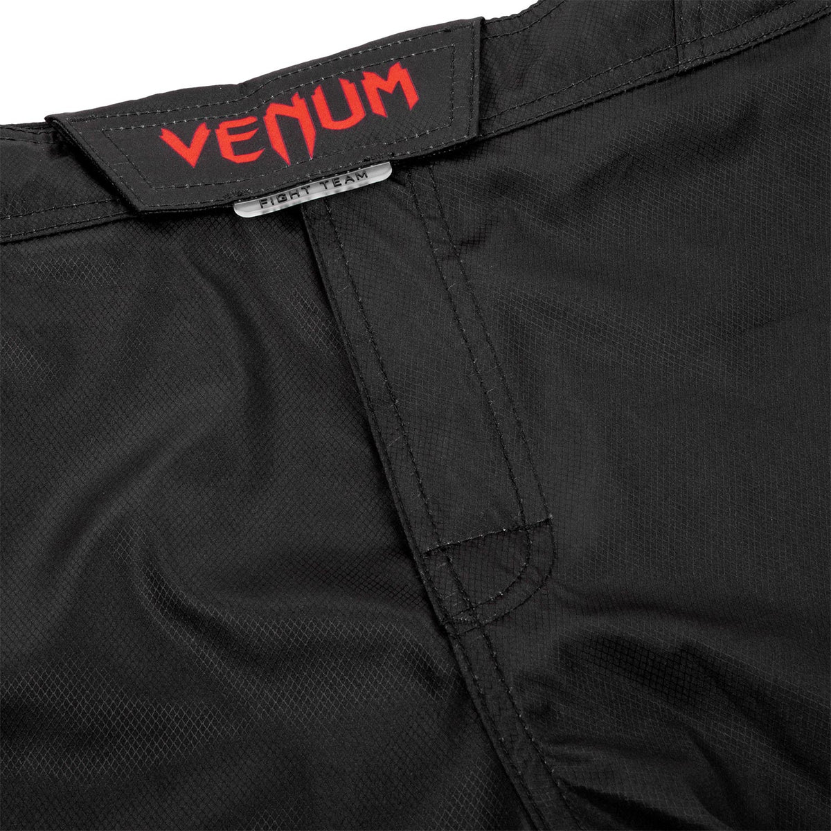 Pantaloncini da combattimento Venum Signature - Nero/Rosso