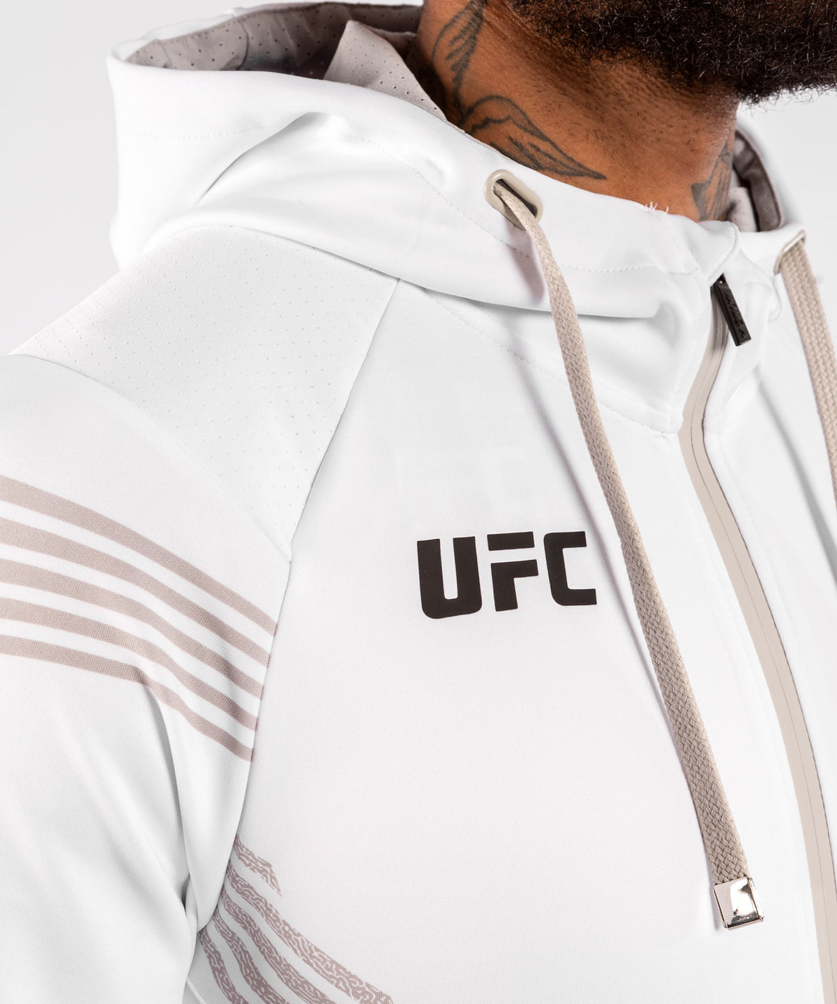 UFC Venum Authentic Fight Night Herren Walkout Hoodie - Weiß