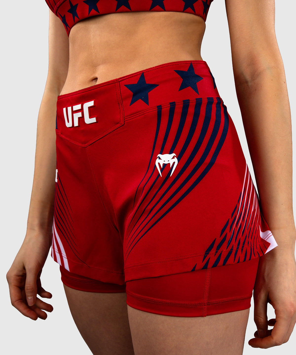 Official UFC Freedom 250 by Venum Authentic Fight Night Fight Shorts für Damen - Rot