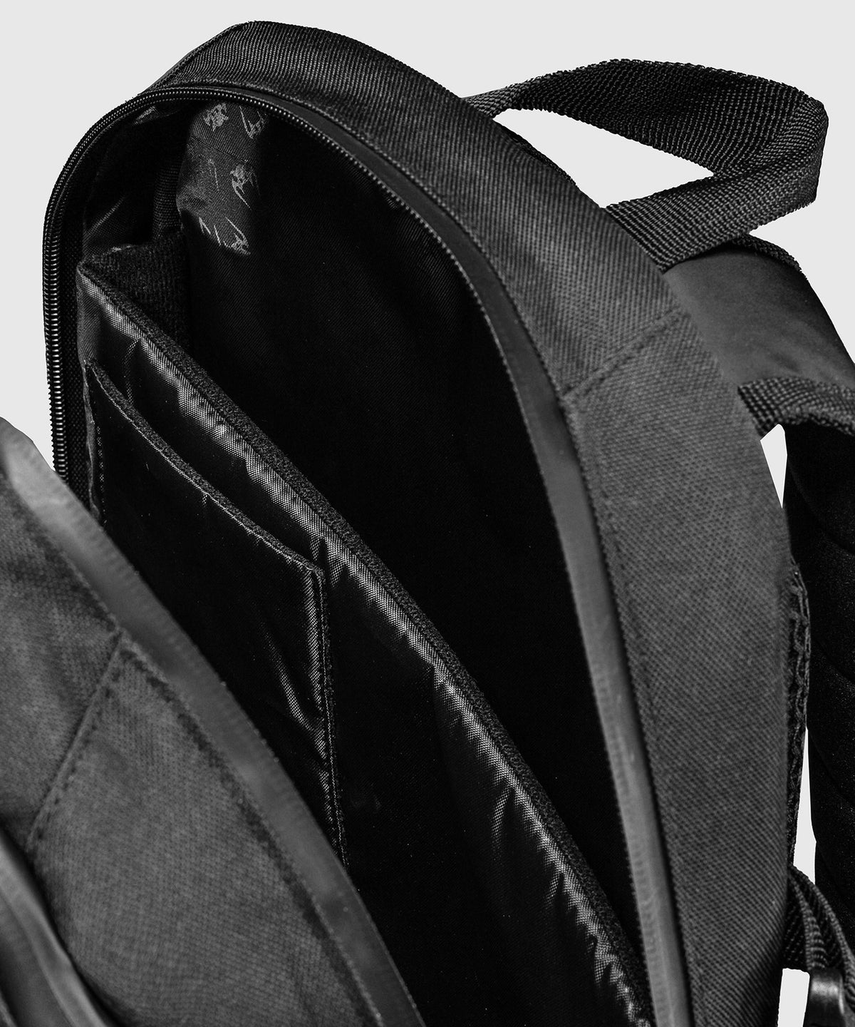 Sac à dos (15-25 L) Venum Amazonia Reborn - Noir/Gris