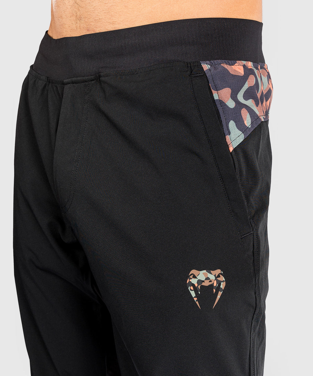 Venum Jungle Ops Joggers para hombre - Negro/Camuflaje cañón