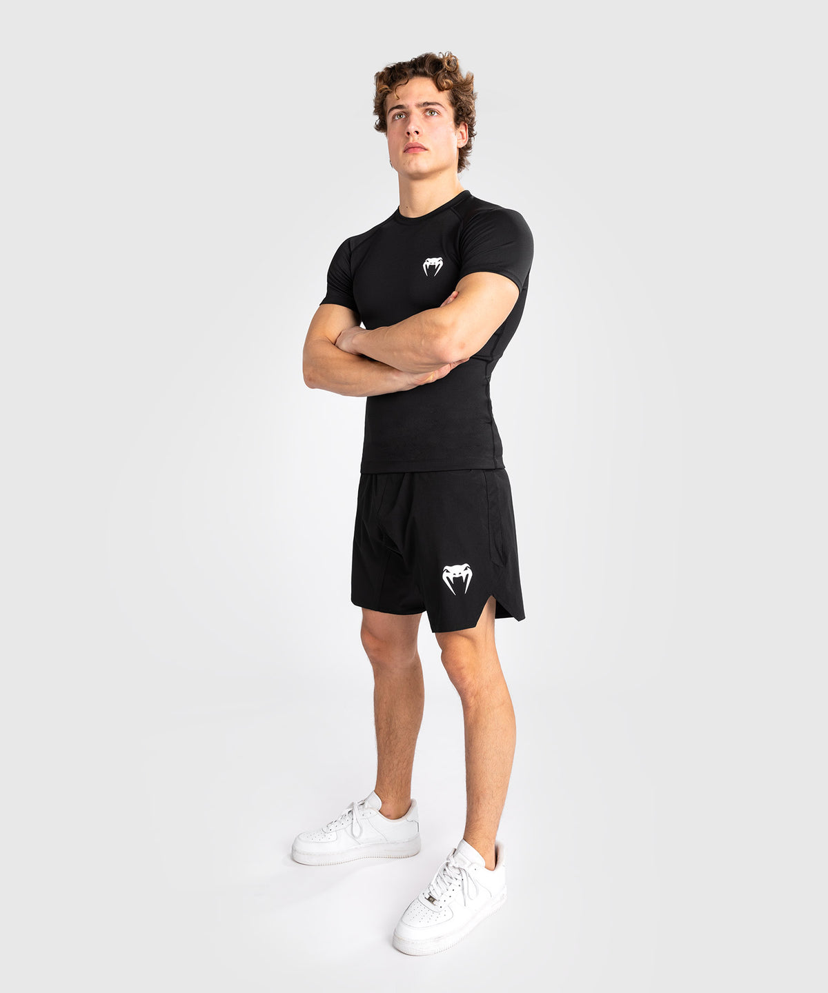 Venum Contender Rashguard a maniche corte - Nero/Bianco