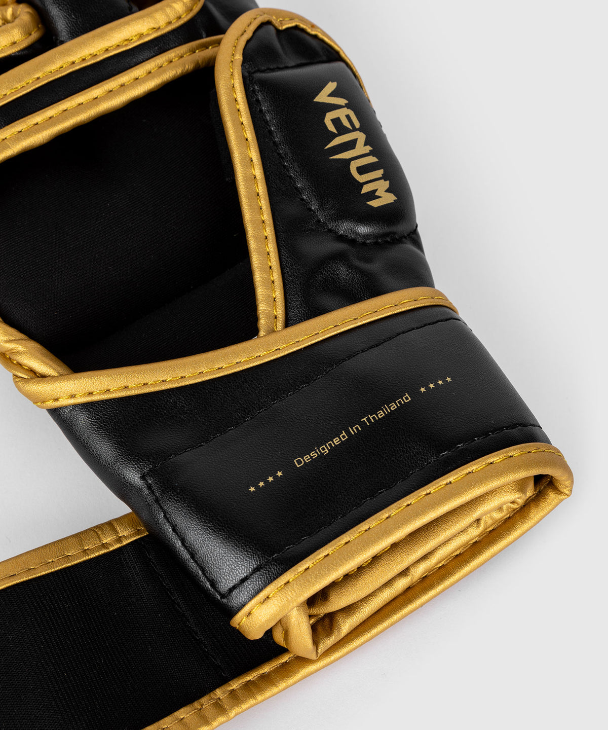 Venum Challenger 2.0 Guantes de MMA - Negro/Oro