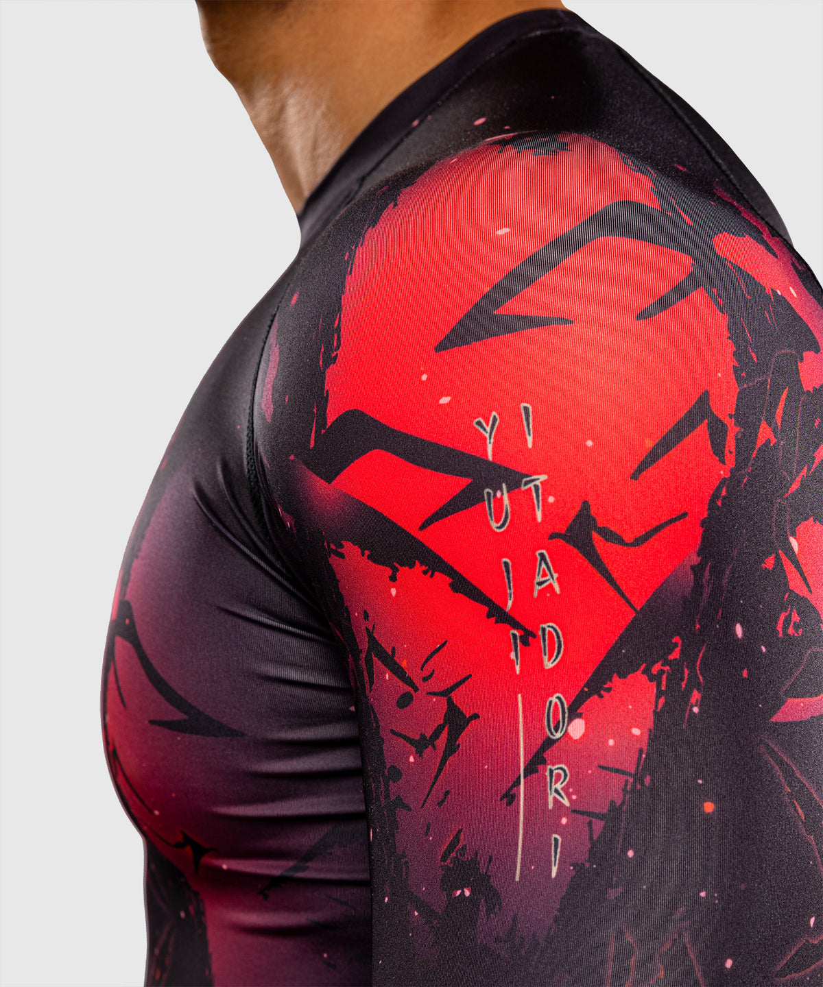 Jujutsu Kaisen x Venum Itadori Rashguard a Maniche Lunghe – Nero/Rosso