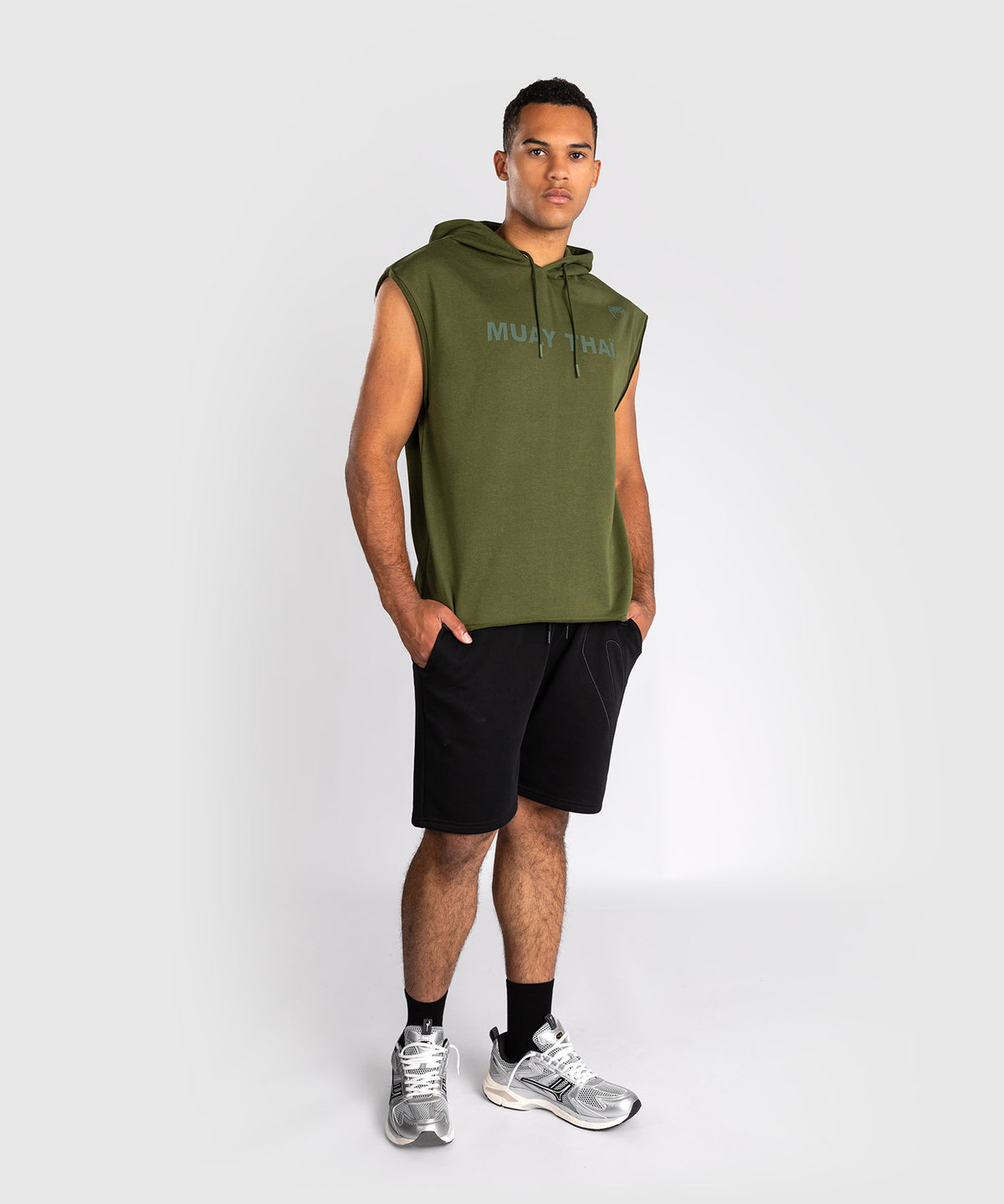 Venum Muay Thai VT Felpa con Cappuccio Senza Maniche – Verde Militare