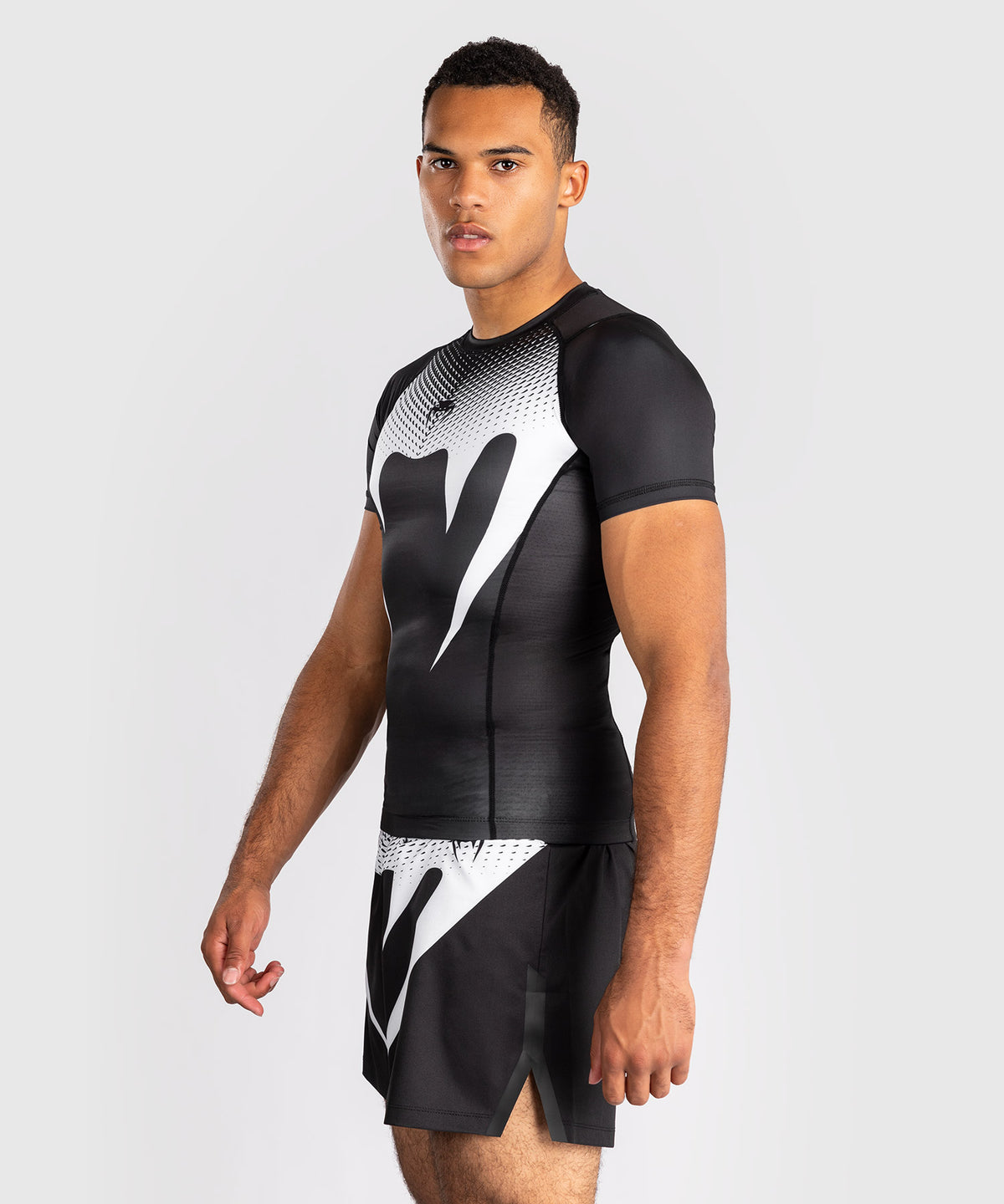 Venum No Gi Rashguards - Negro/Blanco
