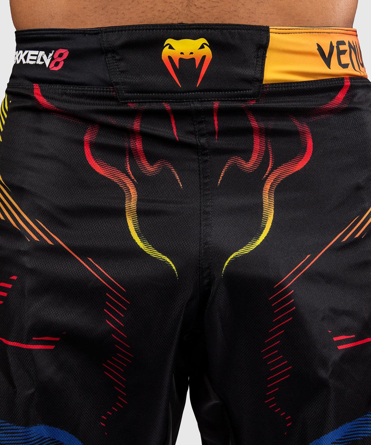 Venum x TEKKEN 8 Fightshorts - Yoshimitsu - Schwarz/Orange