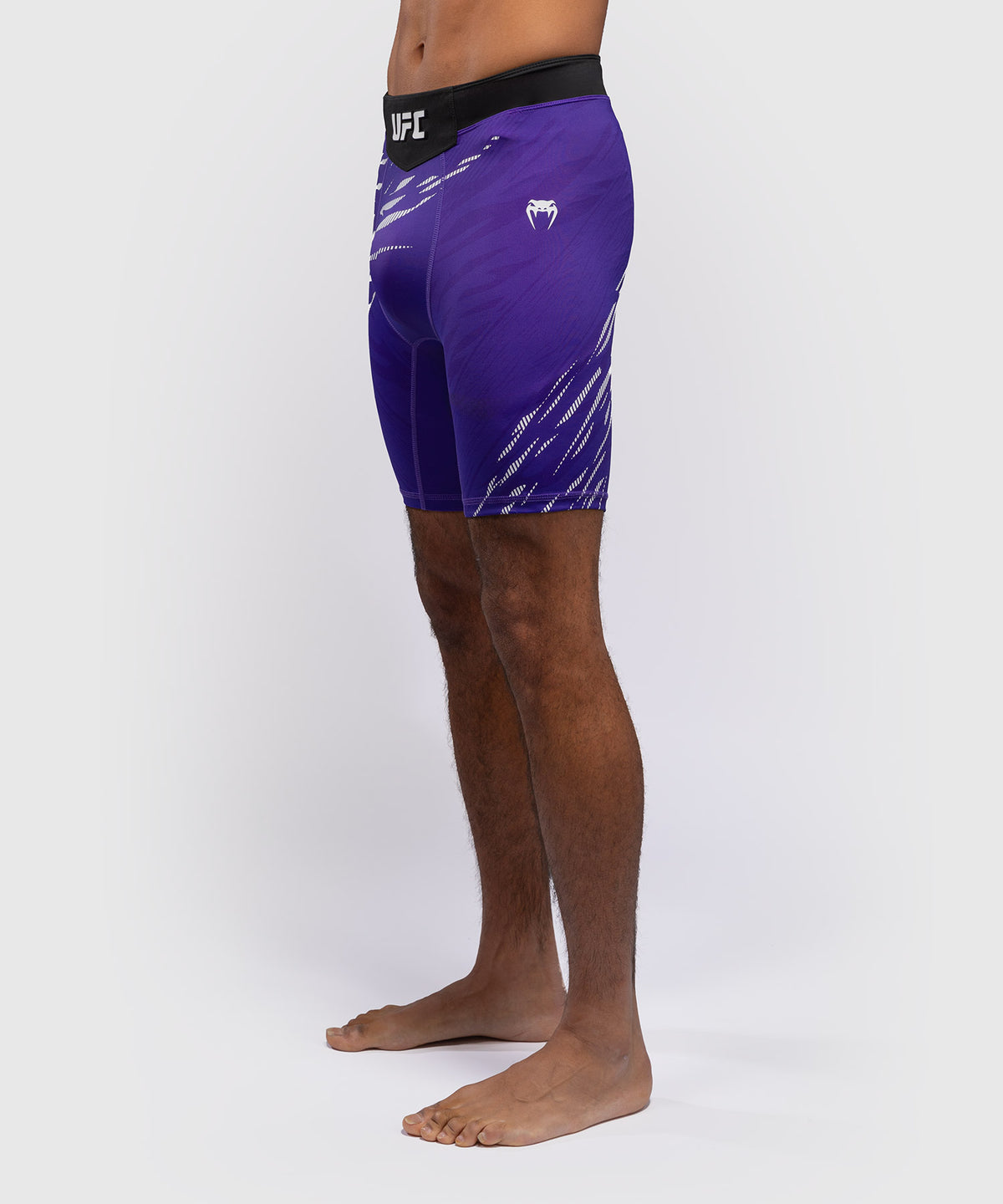 UFC Fusion by Venum Authentic Fight Night Herren Vale Tudo Short - lila