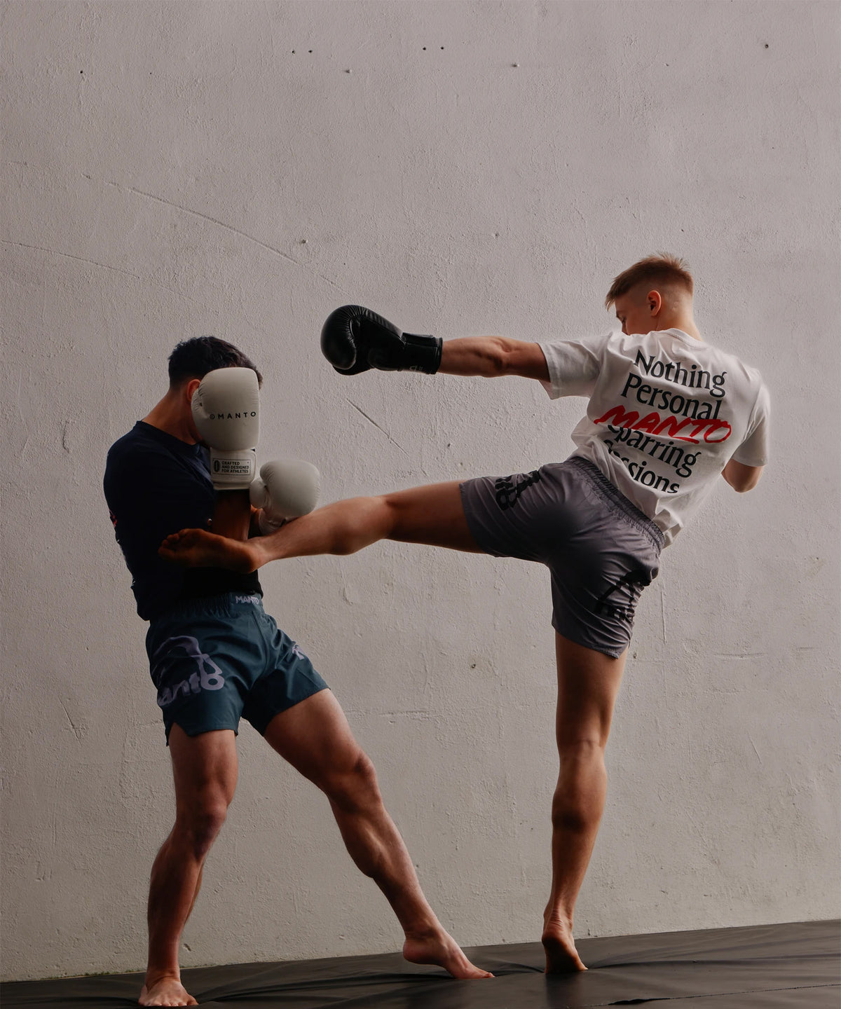 Manto Nothing Personal Maglietta da Allenamento - Bianco