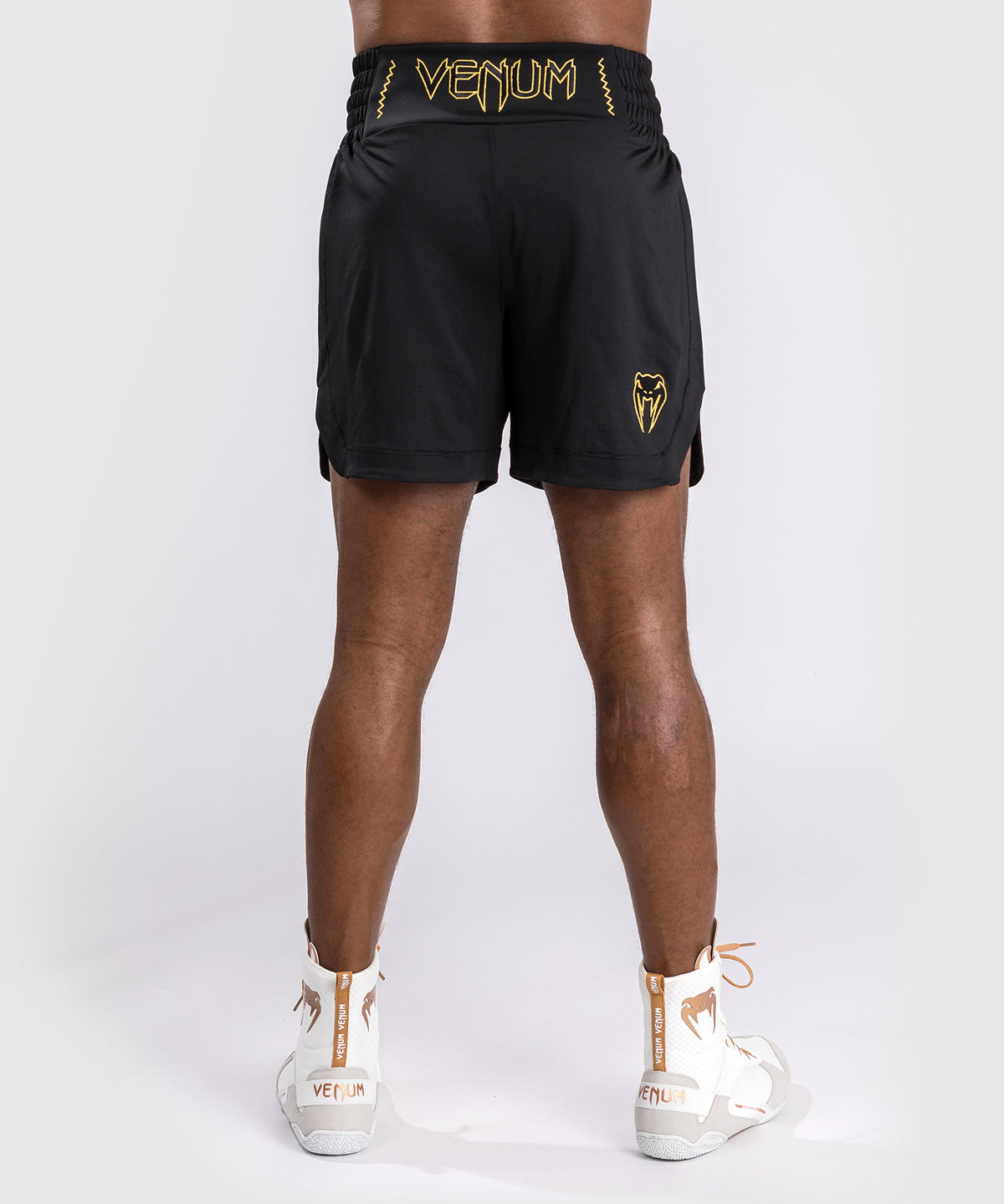 Venum Classic Short de Boxeo - Negro/Dorado