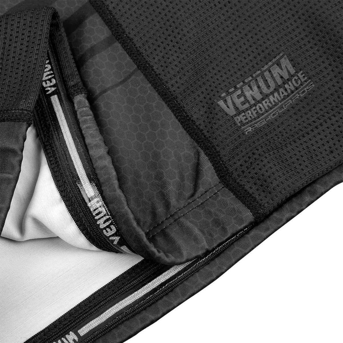 Rashguard Venum Technical 2.0 - Manches courtes - Noir/Noir