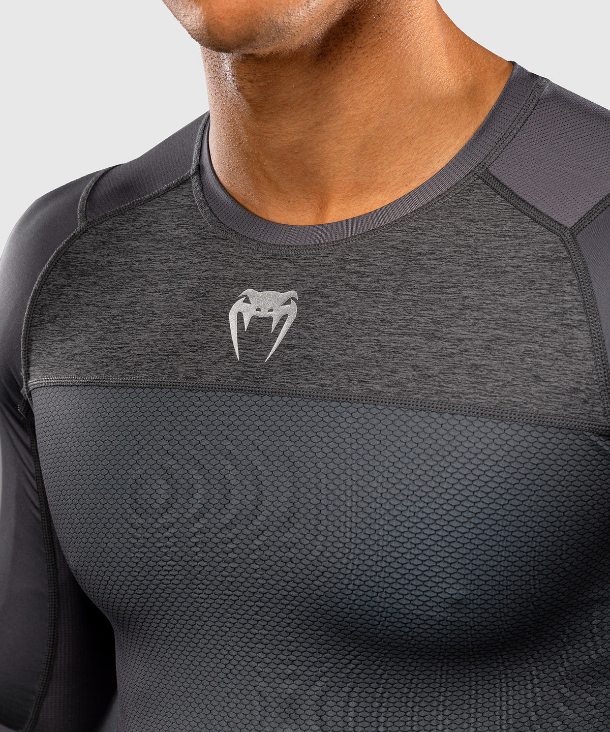 Venum G-Fit Scale Long Sleeve Rashguard - Grey