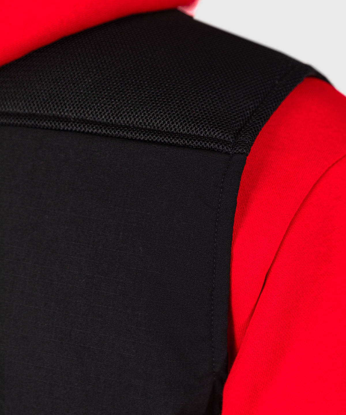 Venum Altitude Ärmellose Daunenjacke – Schwarz