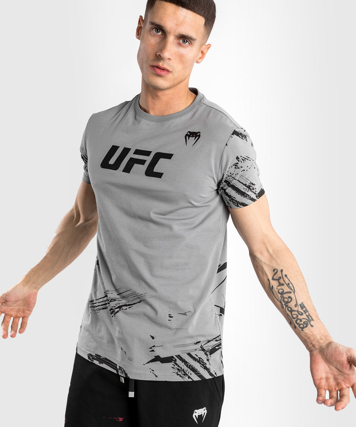 T-Shirt UFC Venum Authentic Fight Week 2.0 - Manches Courtes - Gris
