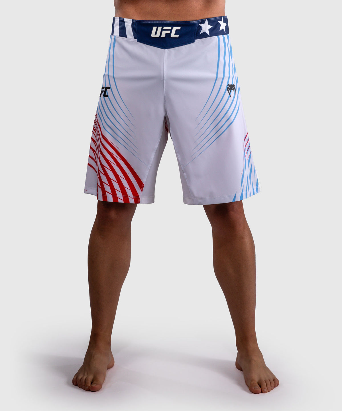 Official UFC Freedom 250 by Venum Authentic Fight Night Short de combat coupe longue pour homme - Blanc