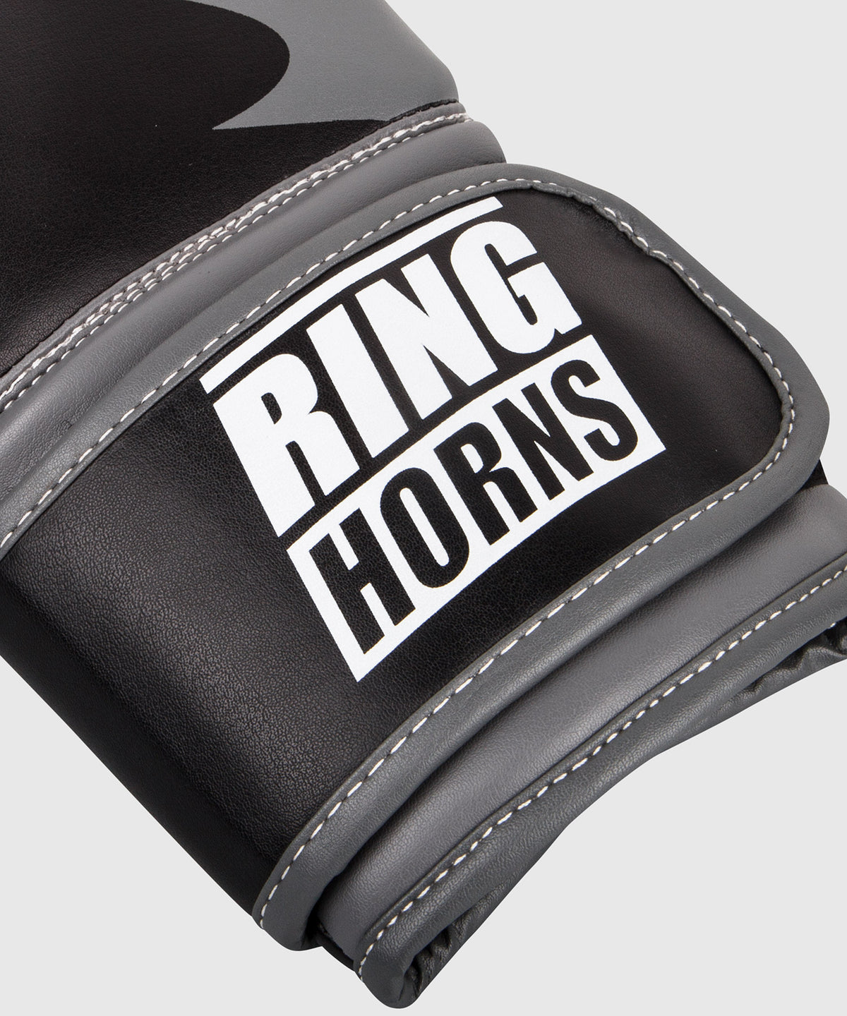 Gants de boxe Ringhorns Charger by Venum - Noir