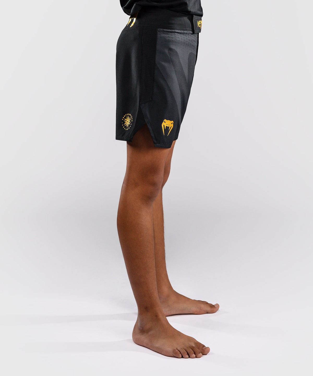 Venum Attack Fightshorts for Kids - Black/Gold