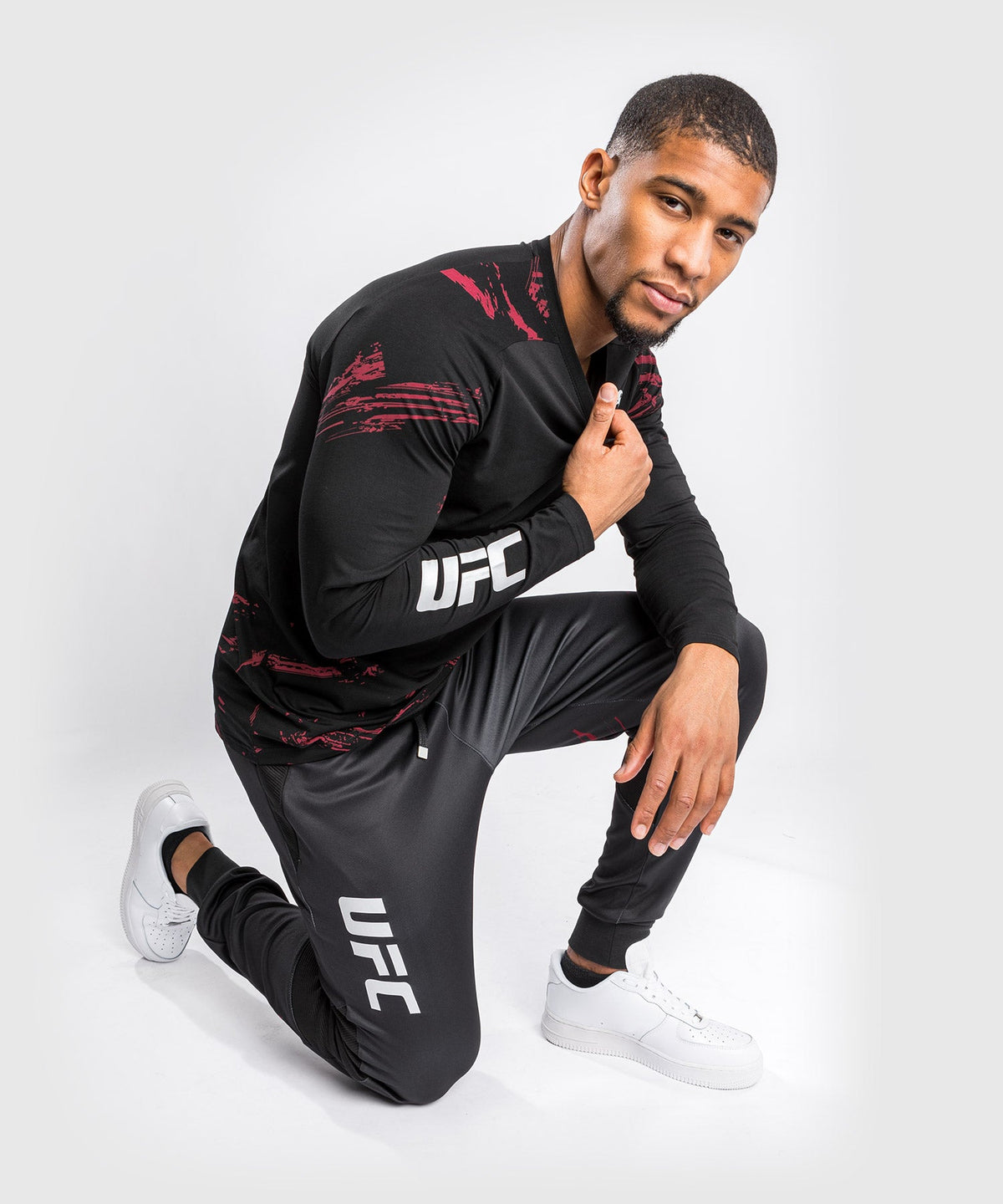 Venum Authentic Fight Week 2.0 UFC T-Shirt - Langarm - Schwarz/Rot