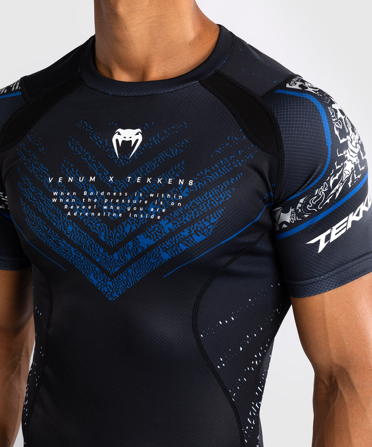 Venum x TEKKEN 8 - Paul Phoenix Rashguard a maniche Corte - Nero/Blu