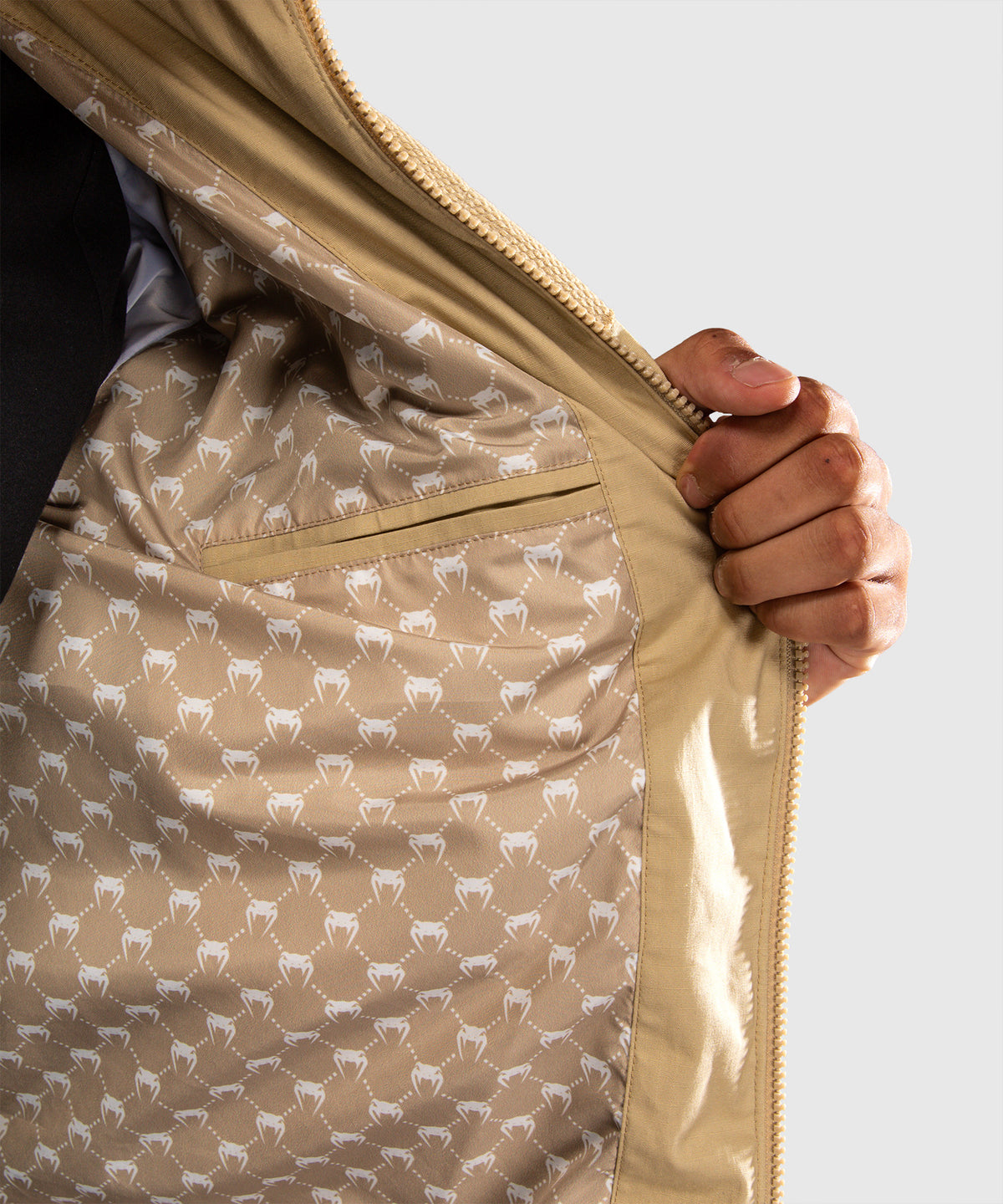Venum Attack Urban Gi Down Jacket - Beige