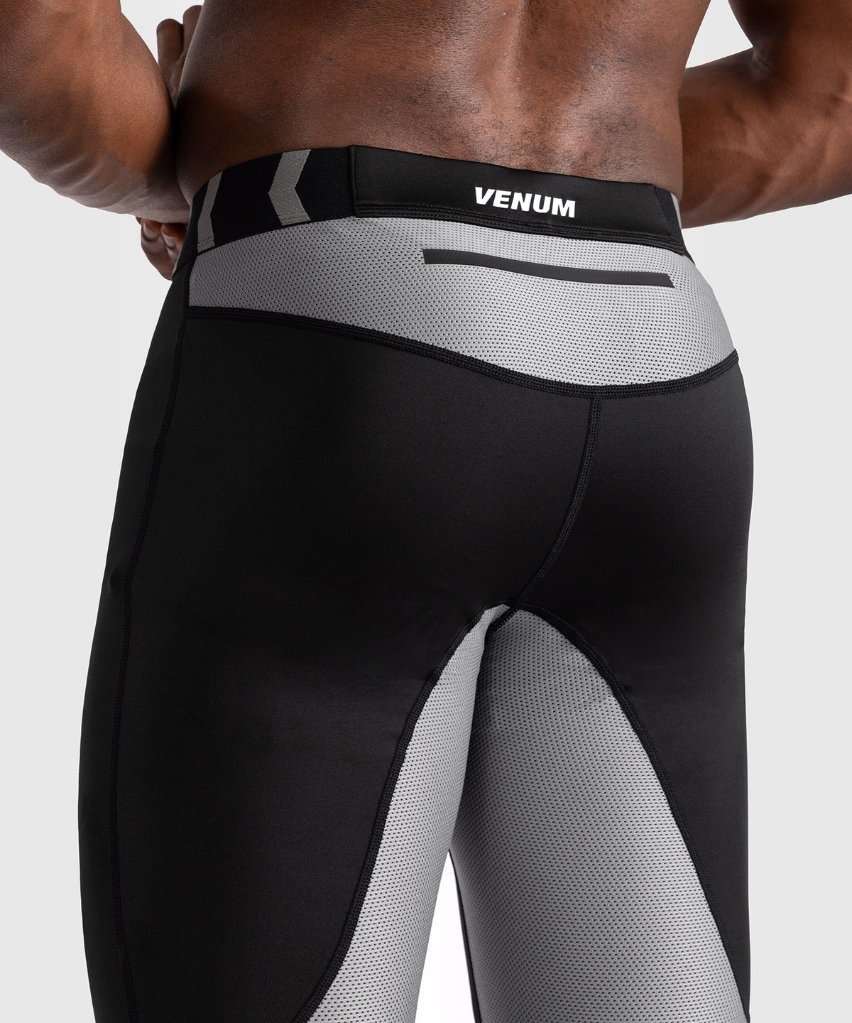 Venum Tempest Mallas para Hombre - Negro/Gris