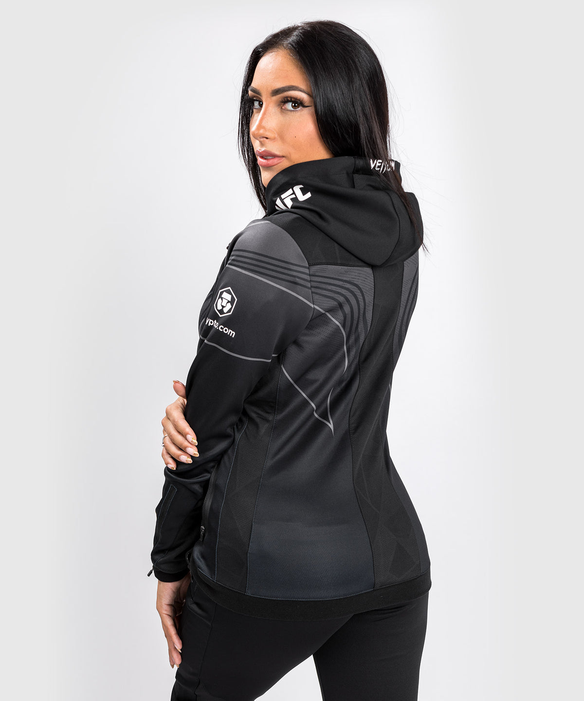 UFC Venum Authentic Fight Night 2.0 Women's Walkout Hoodie - schwarz