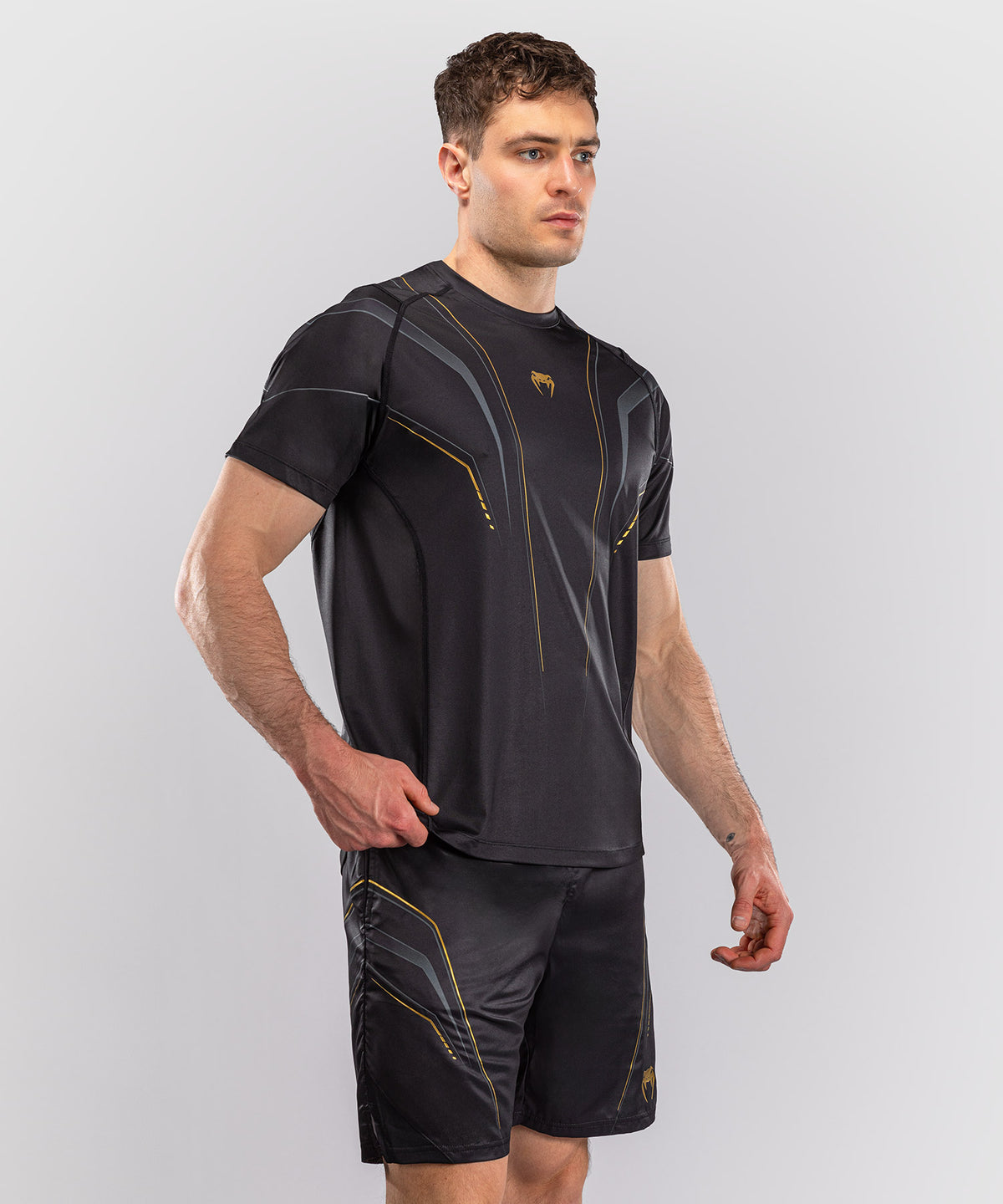 Venum Streamline Maglietta Dry Tech – Nero/Oro