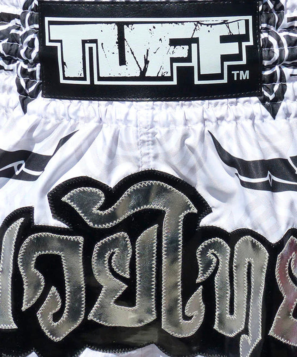 Tuff The Great Hongsa Muay Thai Shorts - Weiß