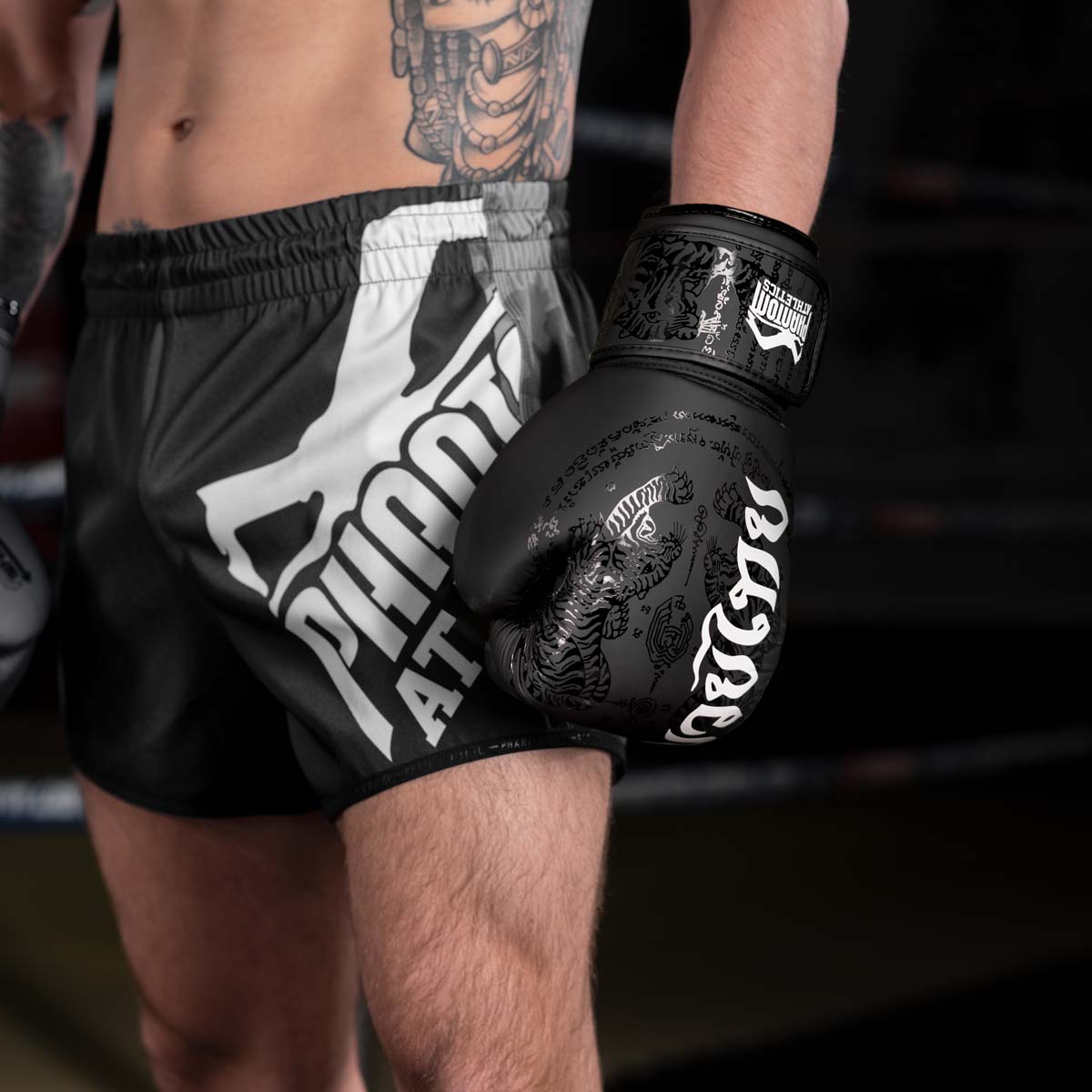 Phantom Athletics Muay Thai Guantes de Boxeo - Negro