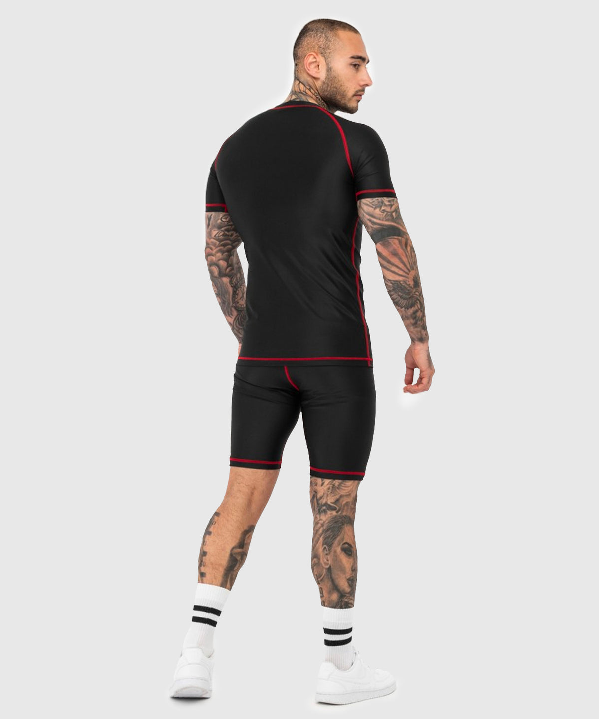 Tapout Functional Short Sleeve Slim Fit Rashguard