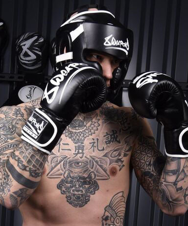 8 Weapons Unlimited Casco de Boxeo - Negro/Blanco